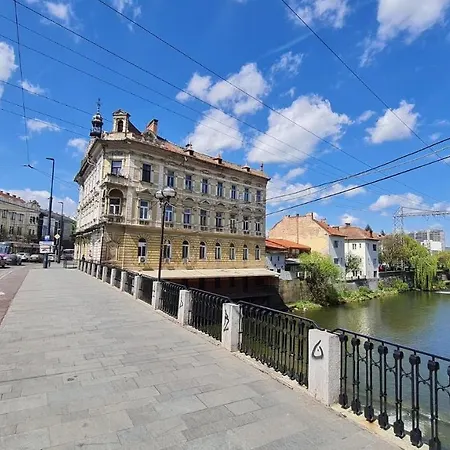 Apartman River's