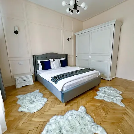 River's Apartment