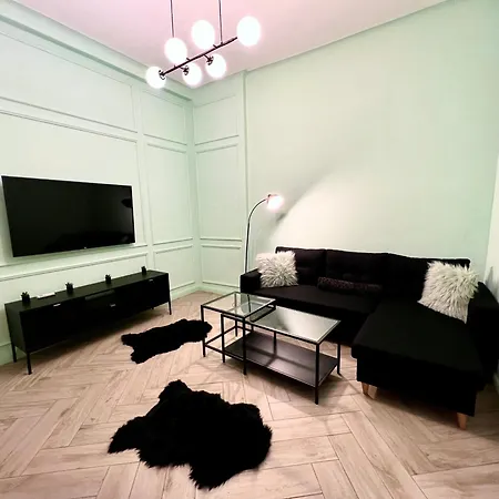 River's Apartman