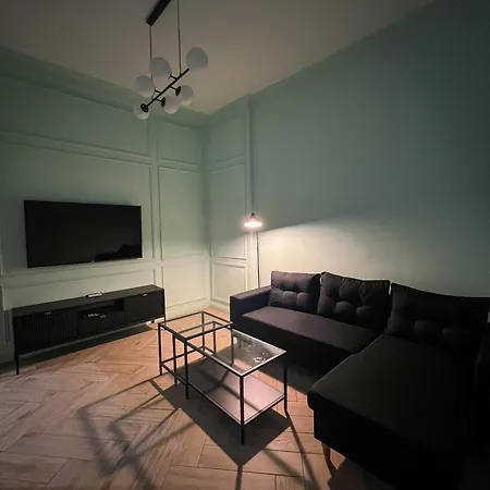 River's Apartman *